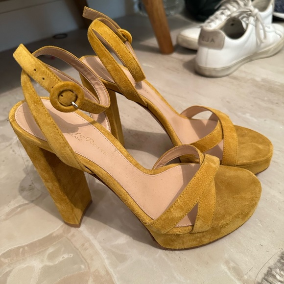 Gianvitto Rosi platforms - Picture 2 of 3